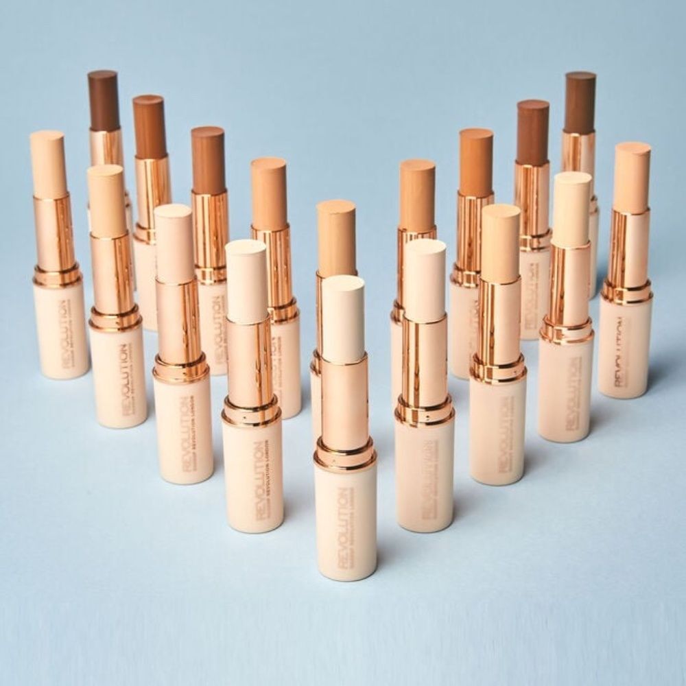 Makeup Revolution London Fast Base Stick Foundation